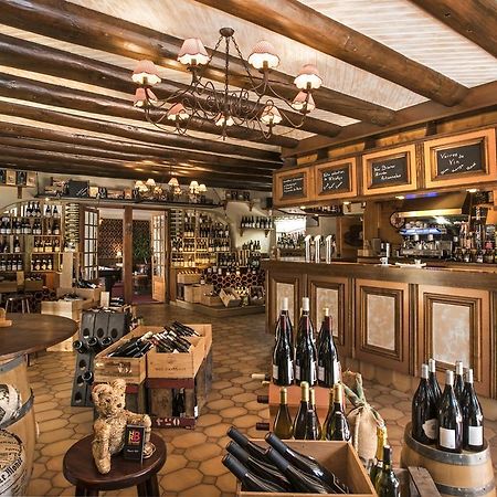 Hotel Le Rocher Blanc Albaret-Sainte-Marie Esterno foto